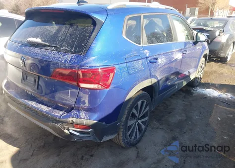 2022 Volkswagen Taos 1.5T Se из США, поврежденный, VIN 3VVLX7B20NM064948